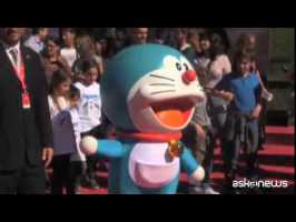 Arriva il film di ”Doraemon”, il gatto blu vola nel futuro