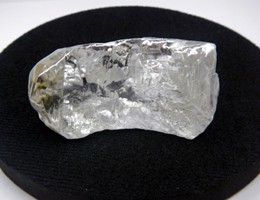 Scoperto diamante da 404 carati in Angola, oltre 12 mln di euro