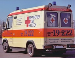 Krankenwagen-ambulanza