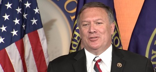 Mike Pompeo, il falco che Trump vuole a capo della Cia. L'ex ufficiale dell'esercito per Snowden auspica la pena di morte