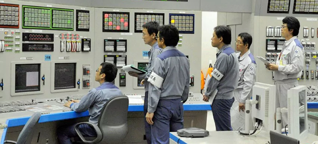 In Giappone si muore per superlavoro. Manager impegnato in reattori si è suicidato