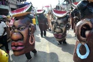 Haiti balli, musica e sfilate in maschera al Carnevale di Jacmel