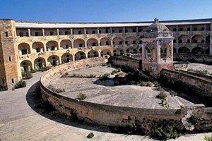 Ventotene-isola-di-santo-stefano-carcere