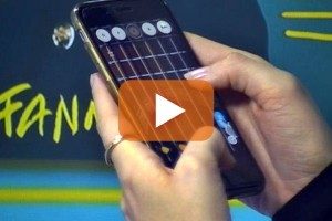 Musica e tecnologia, ora si suona la chitarra con uno smartphone