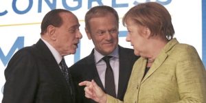 Silvio Berlusconi, Donald Tusk e Angela Merkel