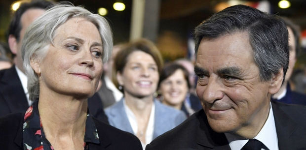 Francia, Fillon non getta la spugna: nessun ritiro, il mio progetto è unico per una svolta