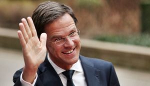 Olanda, le urne premiano il liberale Rutte. L’euroscettico Wilders secondo. Laburisti in caduta libera