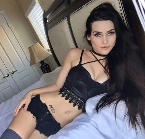 Niece Waidhofer12