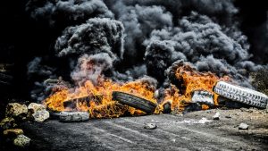 terradei fuochi fiamme gomme