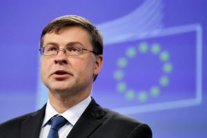 Svb, Dombrovskis: non prevediamo effetto contagio in Europa