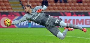 Fassone: “Donnarumma non rinnoverà con il Milan”. Per il portiere rischio tribuna per l’intera stagione