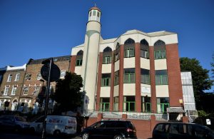 La moschea Finsbury Park, da simbolo islamista a bersaglio attentato