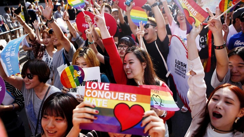 Seul festeggia il Gay Pride fra parate e proteste