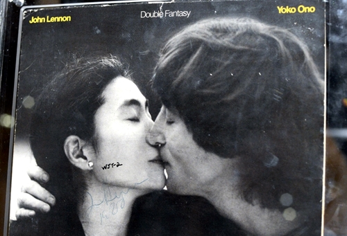 double fantasy autografo