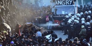 Amburgo, scontri durante proteste contro G20