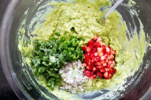 strawberry-guacamole3