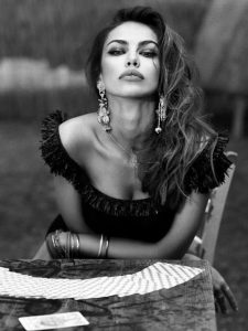 madalina-ghenea-31