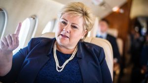 Erna Solberg snakker engelsk