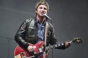 Noel-Gallagher-of-Noel-Gallaghers-High-Flying-Birds-performs