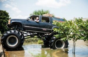 angels-in-mega-trucks-drivers-join-rescue-in-storm-hit-texas