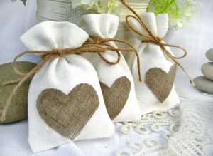 Wedding-luxury-favour-bags