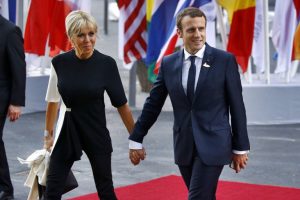 Brigitte con il marito Emmanuel Macron