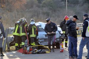 Incidente stradale 2 fratelli morti nel Nuorese,