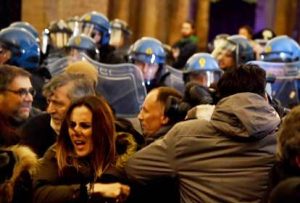 protesta macerata