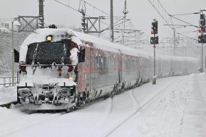 treno-neve-