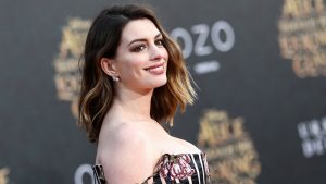 anne-hathaway-live-fast-die-hot