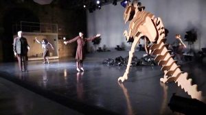 Biennale Danza, viaggio nel mondo del Leone d'Oro Meg Stuart