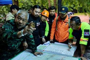 In Thailandia 12 bambini bloccati in una grotta da giorni