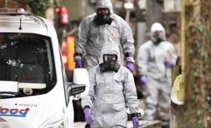 Coppia esposta a stesso agente nervino usato nel caso Skripal. E' scontro Londra-Mosca