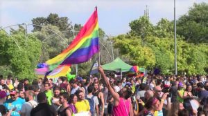 Migliaia persone a Gay Pride Gerusalemme, rigida sorveglianza