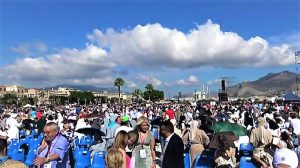 In migliaia a Palermo per la visita del Papa (2)