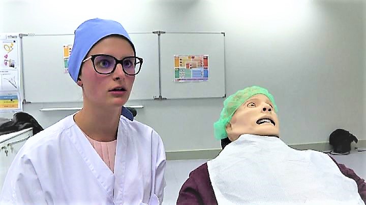 Manichini realistici e parlanti per preparare i futuri dentisti