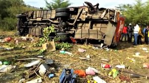 In Kenya oltre 40 morti in un incidente ad un autobus (2)