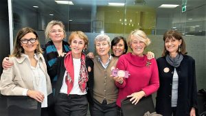 Da sinistra Donatella Cinzano, Roberta Dri, Patrizia Ghiazza, Giovanna Giordano, Simonetta Carbone, Adele Olivero e Roberta Castellina. madamine