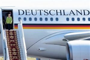 FILES-GERMANY-POLITICS-PLANE-MERKEL