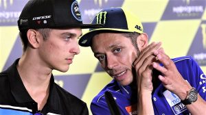 LUCA MARINI Y VALENTINO ROSSI FOTO  MILAGRO   TINO MARTINO