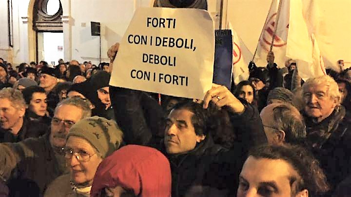 Non siamo pesci, davanti Montecitorio