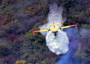 incendio-campo-dei-fiori-foto-canadair-