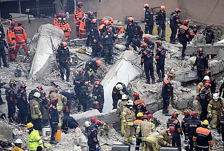 Building collapse in Istanbul