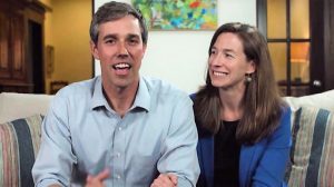 Beto O'Rourke lancia campagna per presidenziali