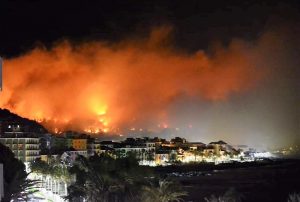 Vasto incendio a Cogoleto