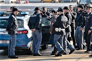 roma - aeroporto di ciampino - arrivo in italia del terrorista c