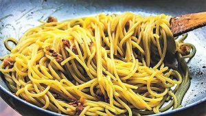 1650-cottura-e-preparazione-degli-spaghetti-alla-carbonara-ricetta-romana-2