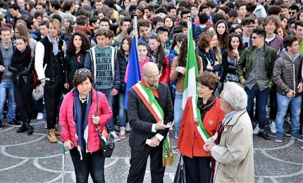 Studenti a lezione Resistenza, puniti per saluto romano