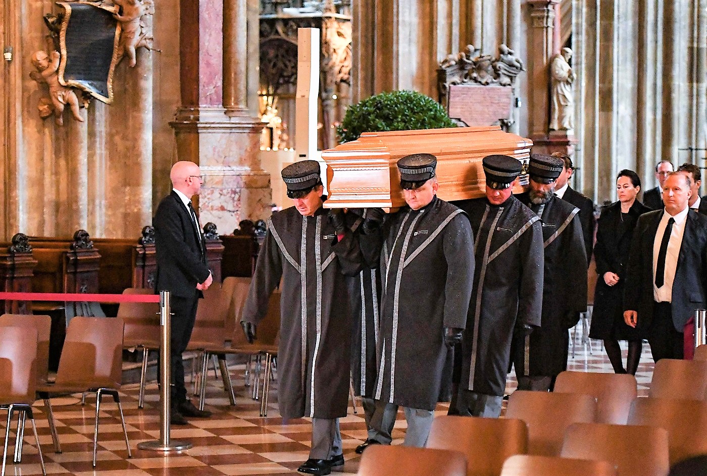 I funerali di Niki Lauda a Vienna