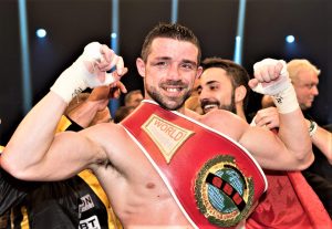 Giovanni-De-Carolis-campione-mondiale-dei-pesi-supermedi-WBA